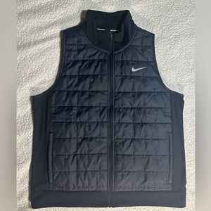 Nike running therma-fit vest. Women’s large.